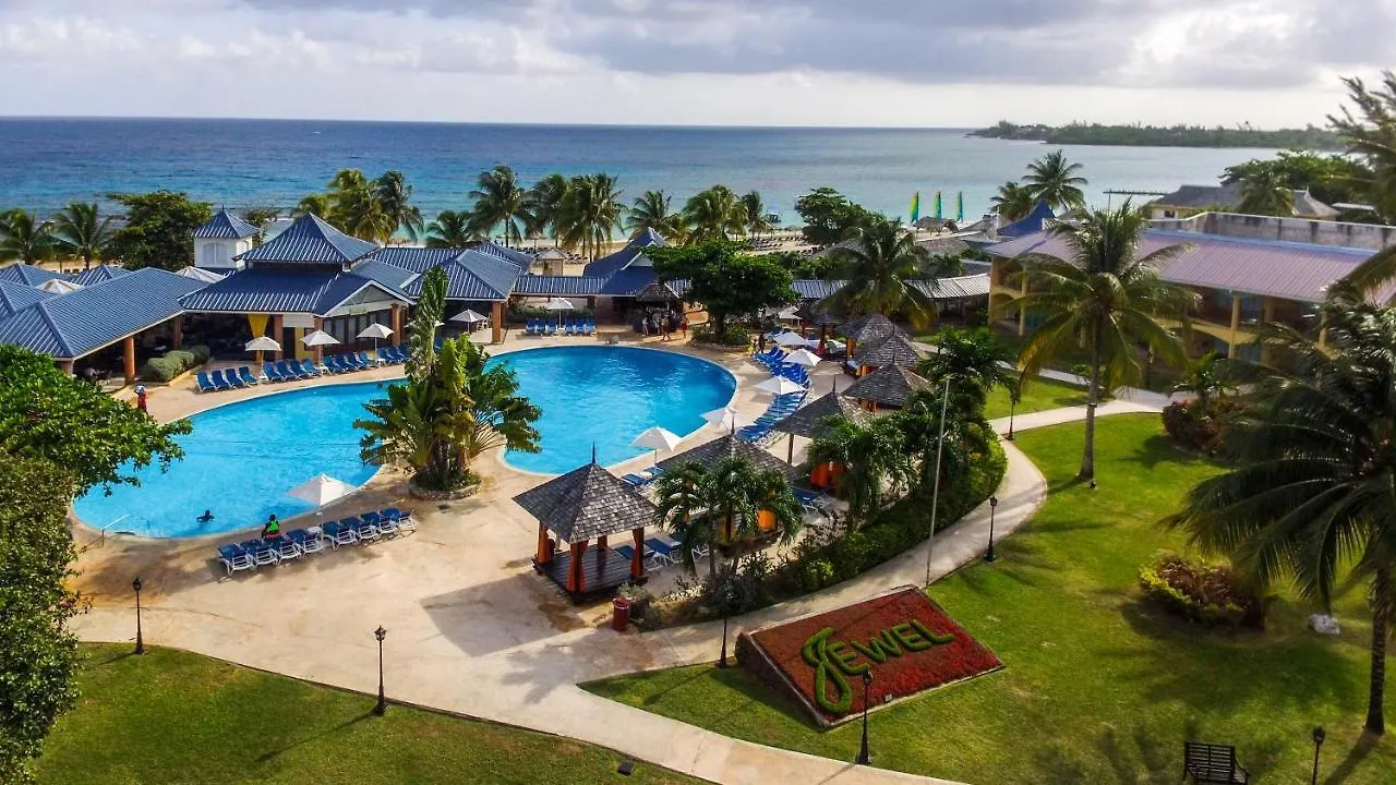 Jewel Runaway Bay Beach Resort & Waterpark 4*,  Ямайка