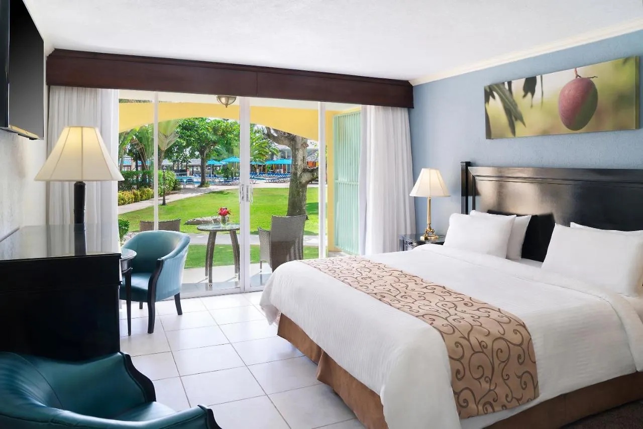 Jewel Runaway Bay Beach Resort & Waterpark Jamaika