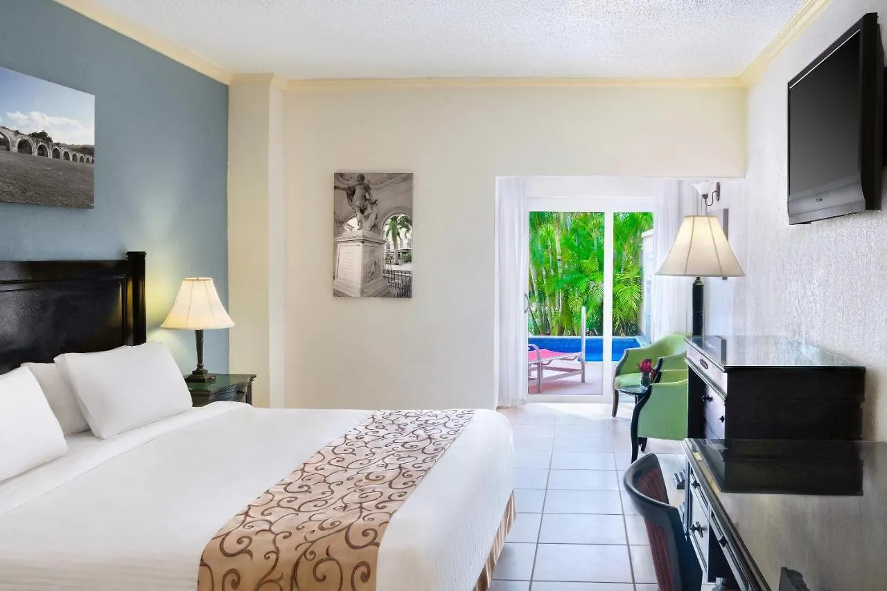 ****  Jewel Runaway Bay Beach Resort & Waterpark Ямайка
