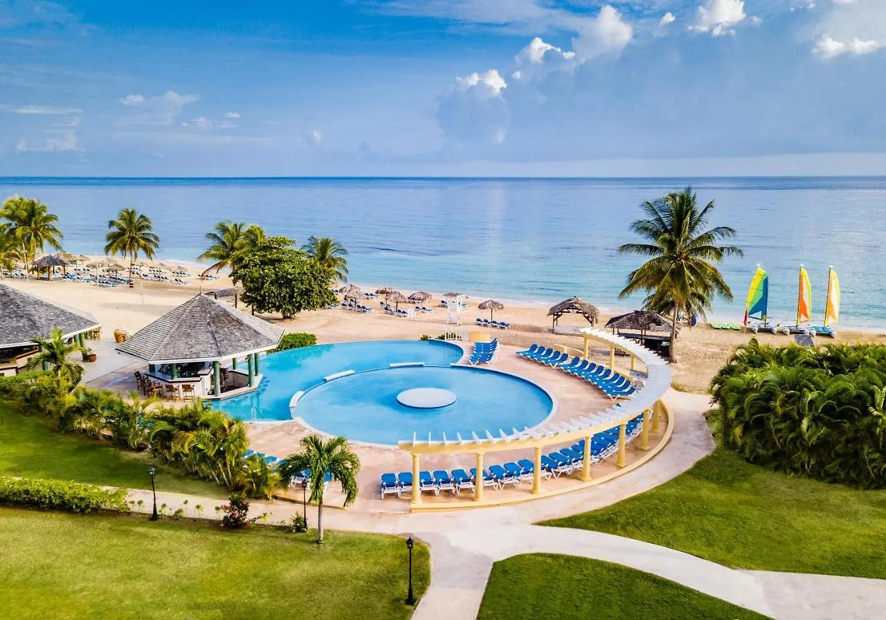 Jewel Runaway Bay Beach Resort & Waterpark